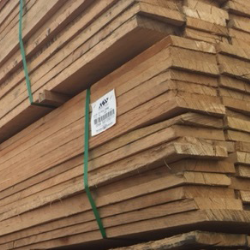 1" x 6" x 16' Oak Rough-Sawn Fence Board